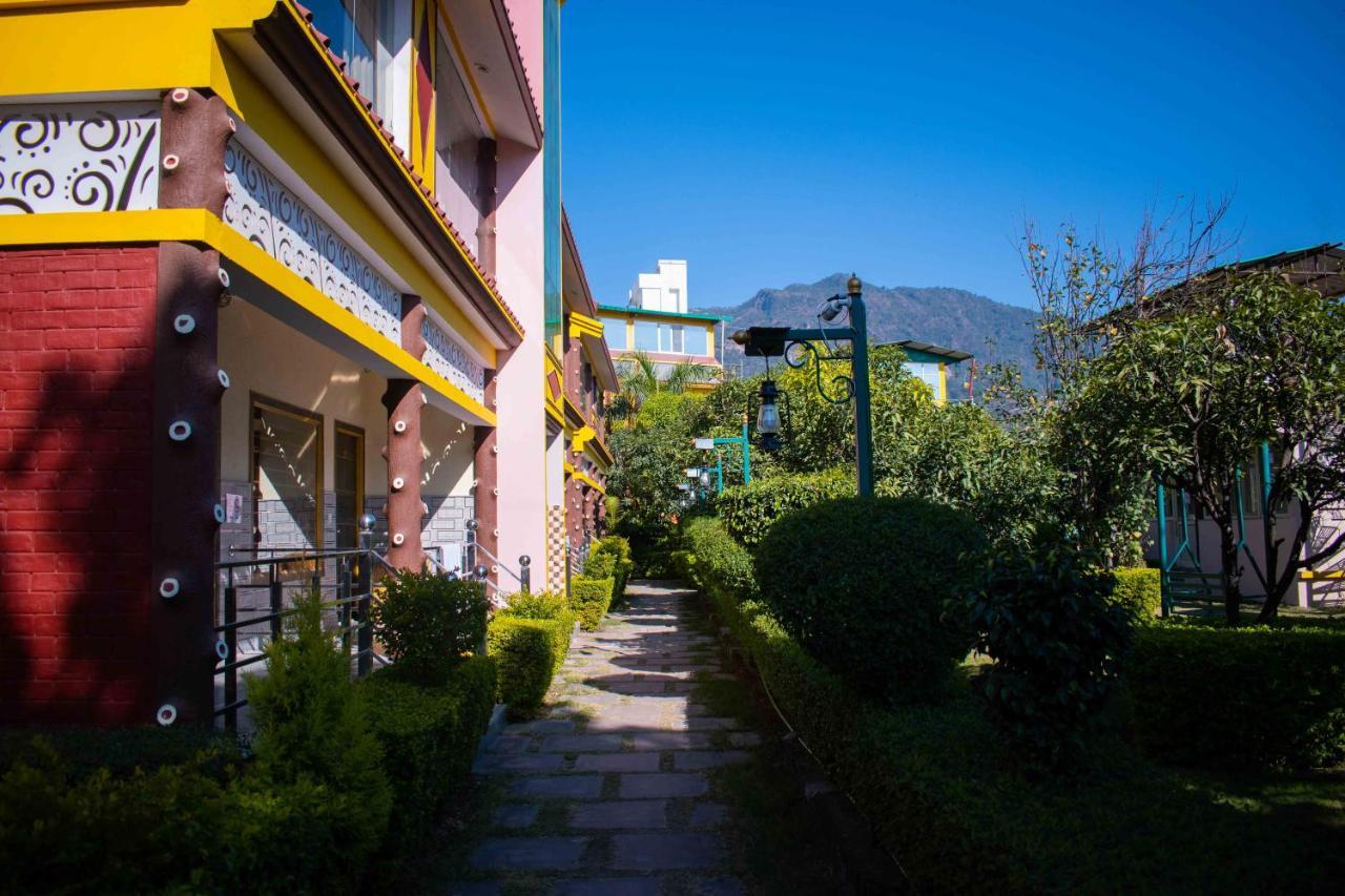 Mvt Guesthouse & Restaurant Rishīkesh المظهر الخارجي الصورة