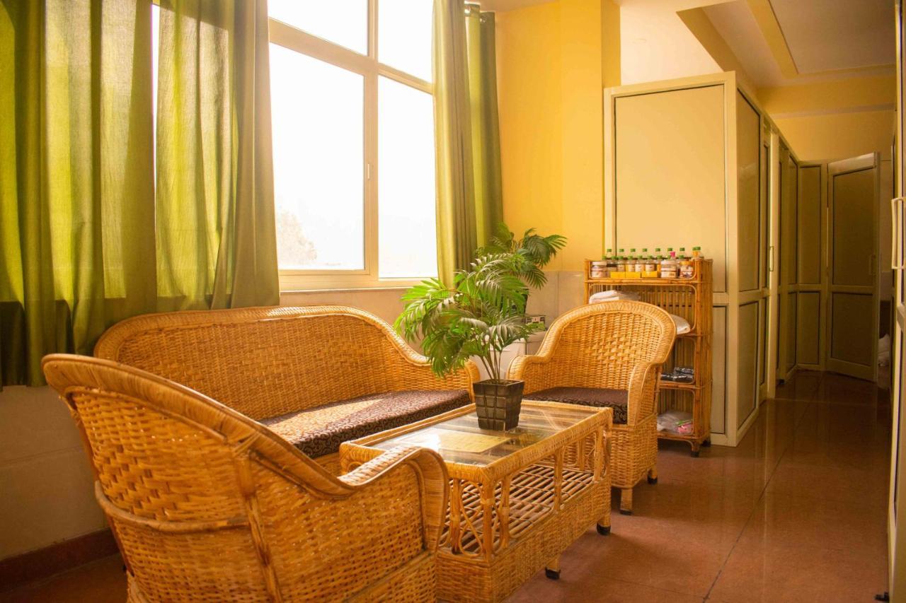 Mvt Guesthouse & Restaurant Rishīkesh المظهر الخارجي الصورة