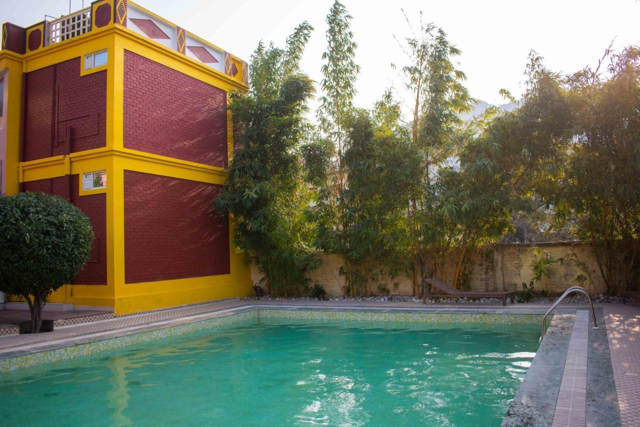 Mvt Guesthouse & Restaurant Rishīkesh المظهر الخارجي الصورة