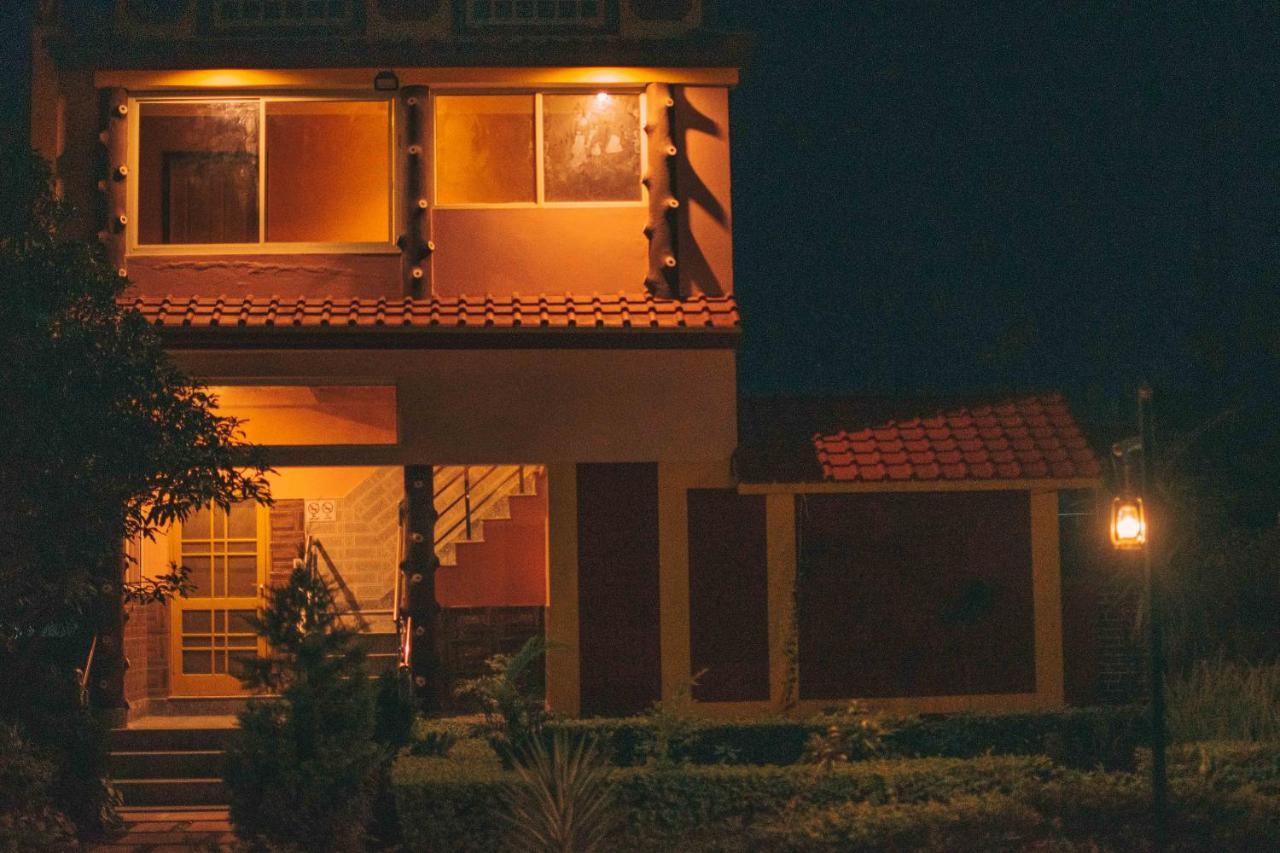 Mvt Guesthouse & Restaurant Rishīkesh المظهر الخارجي الصورة