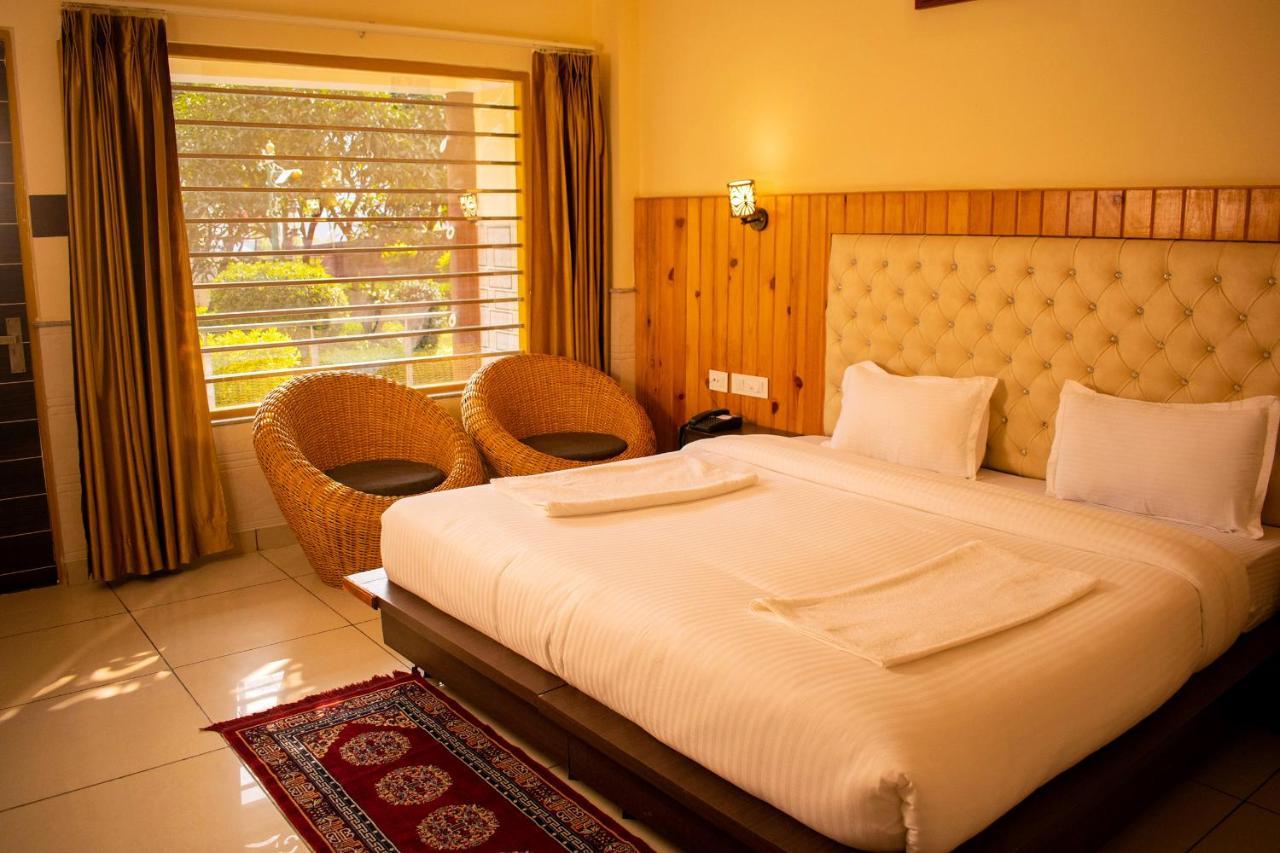 Mvt Guesthouse & Restaurant Rishīkesh المظهر الخارجي الصورة