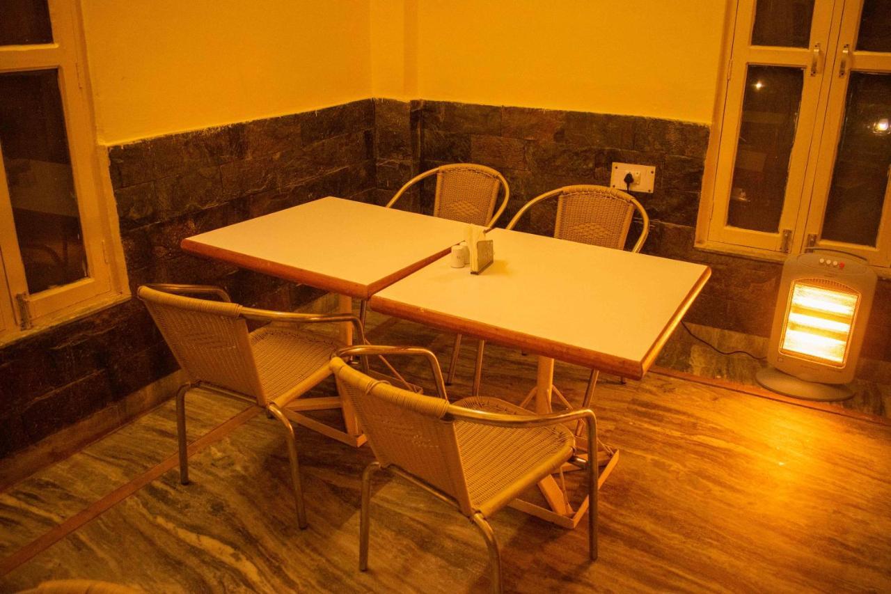Mvt Guesthouse & Restaurant Rishīkesh المظهر الخارجي الصورة
